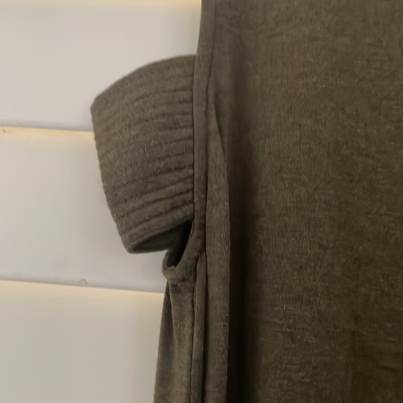 Saks 5th ave tank - Picture 2 of 5